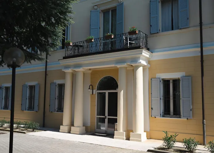 Rechigi Park Hotel