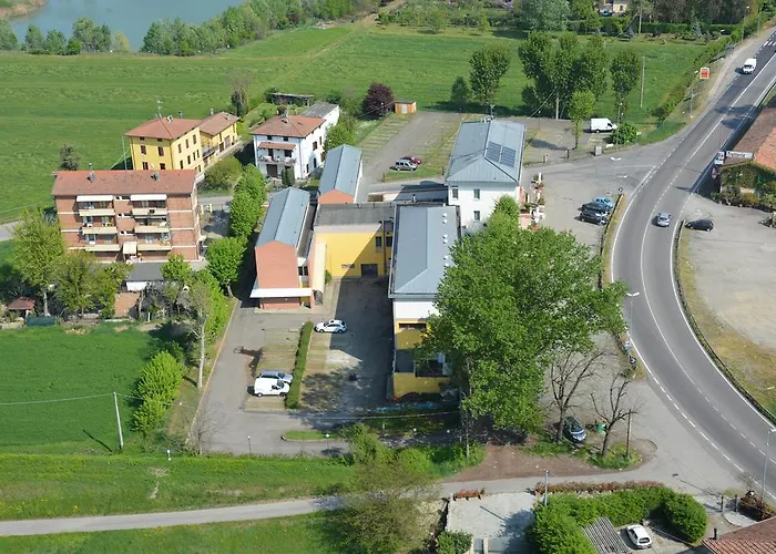 Hotel Riverside